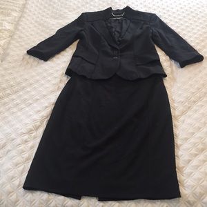White House Black Market Women’s Suit